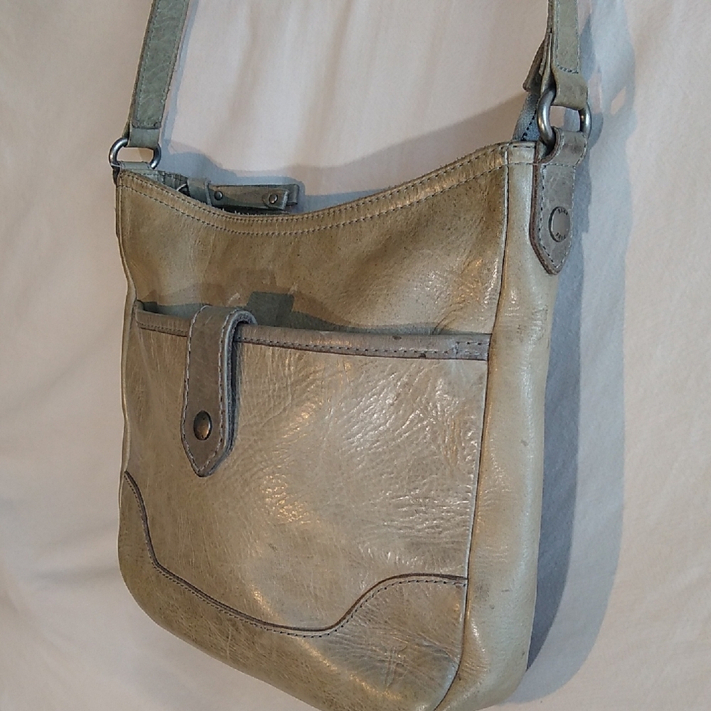 NWOT FRYE Melissa button crossbody antique/toasted marshmallow mushroom gray